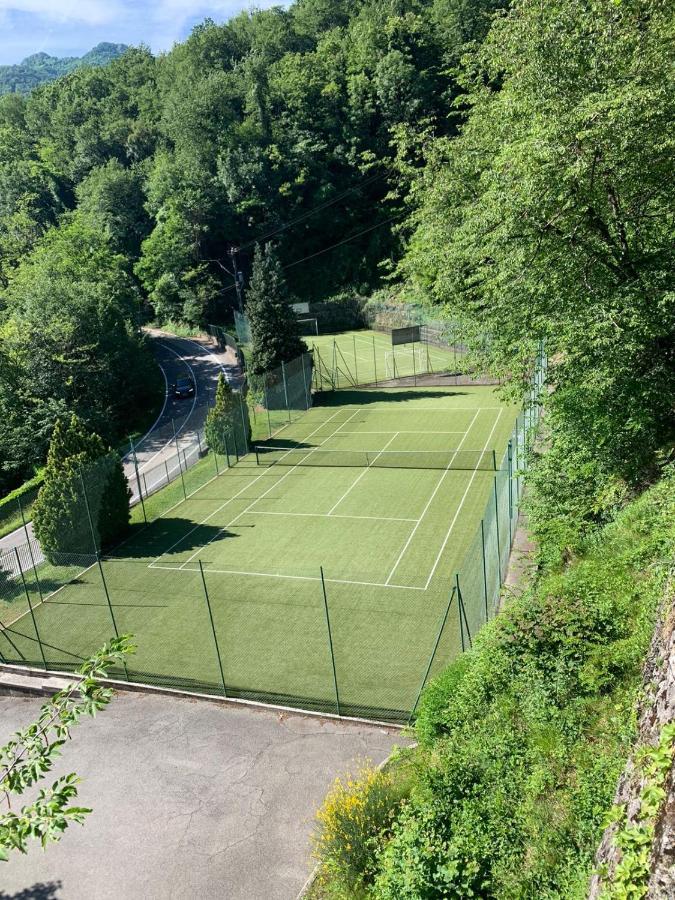 Appartamento Timeless Con Piscina E Tennis Valbrona Екстериор снимка